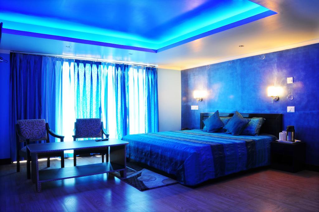 Hotel Sunita Almora Habitación foto
